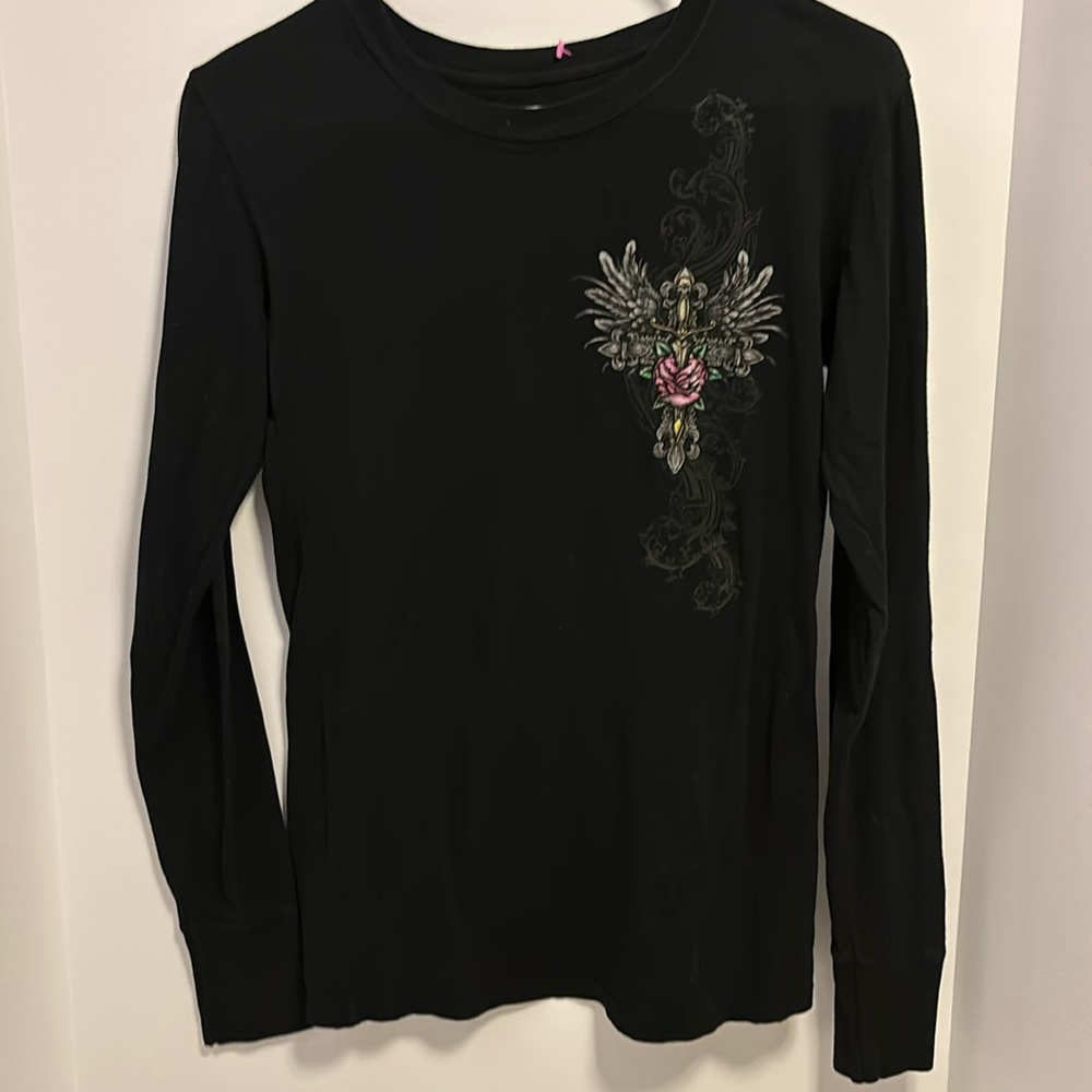 STRANDED BRAND…BLACK L/S TEE SHIRT WITH GRAPHIC DESIGN ON BACK AND ON CHEST